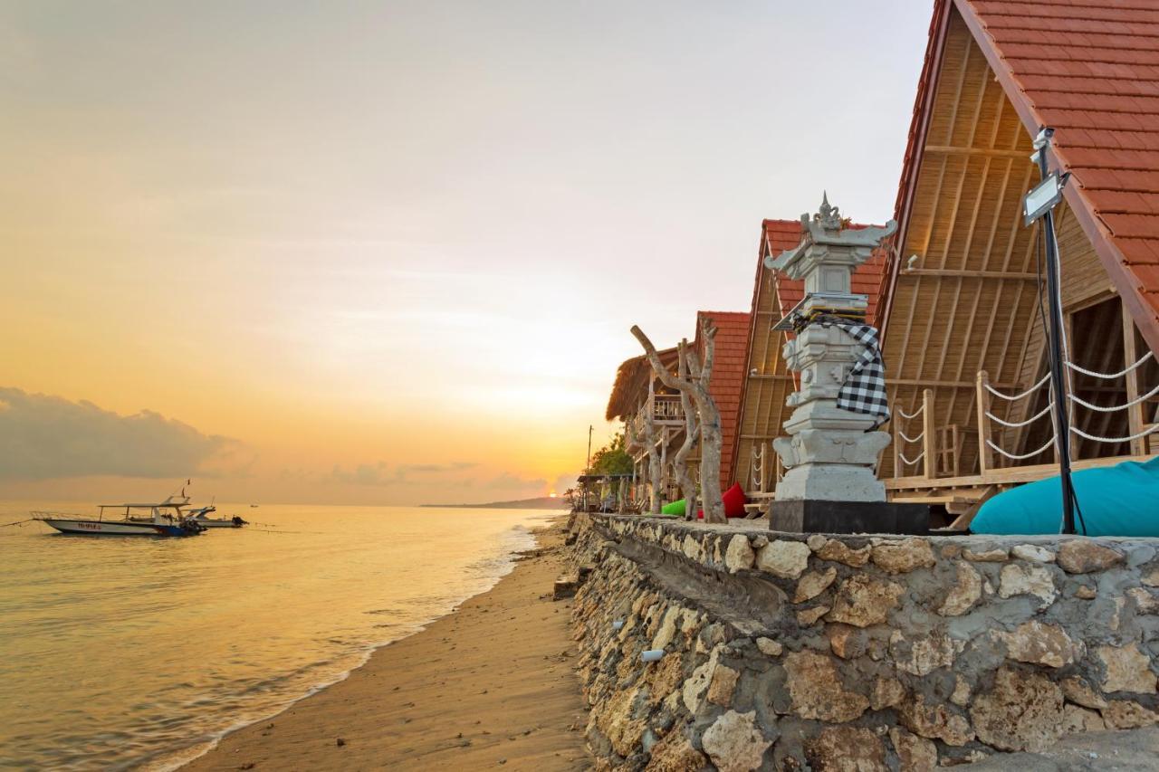 The Dewi Sun Sun Nusa Penida Ped Екстериор снимка